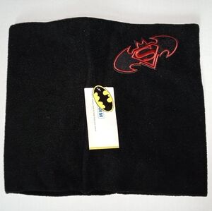 New DC Batman vs Superman Neck Gaiter/Wrap! Embroidered Logo. OSFM. Black Unisex